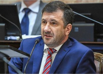 Edgardo Kueider pidió habilitar la feria judicial para tratar su destitución del Senado