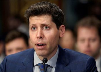 El director de OpenAI, Sam Altman, fue acusado por su hermana de abuso sexual