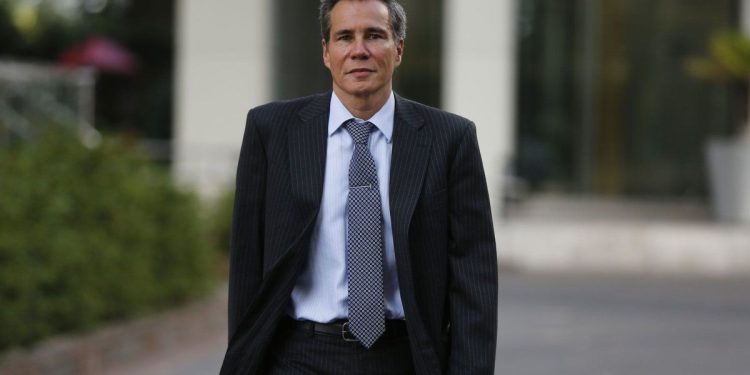 En un informe, la fiscalía ratificó que Alberto Nisman fue asesinado