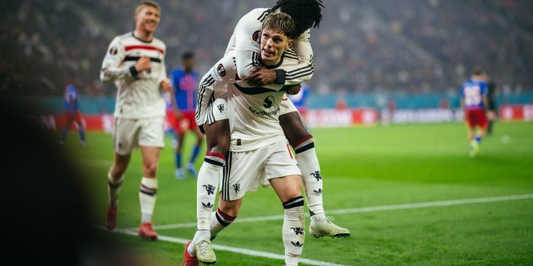 Europa League: con asistencia de Garnacho, Manchester United se metió en octavos