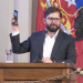Gabriel Boric criticó la hiperconectividad y anunció que dejó de usar smartphones: “Me compré uno antiguo”