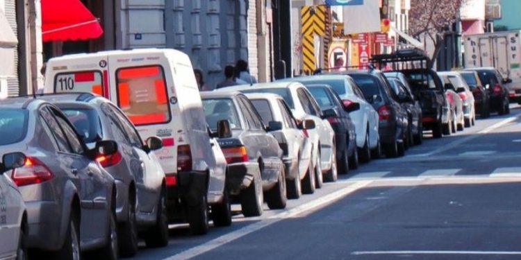 Inseguridad, vulnerabilidad y falta de documentación: la auditoría porteña detectó irregularidades en el sistema digital de estacionamiento medido