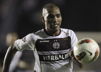 La rompió en el fútbol argentino, sufrió depresión y terminó atendiendo una juguetería