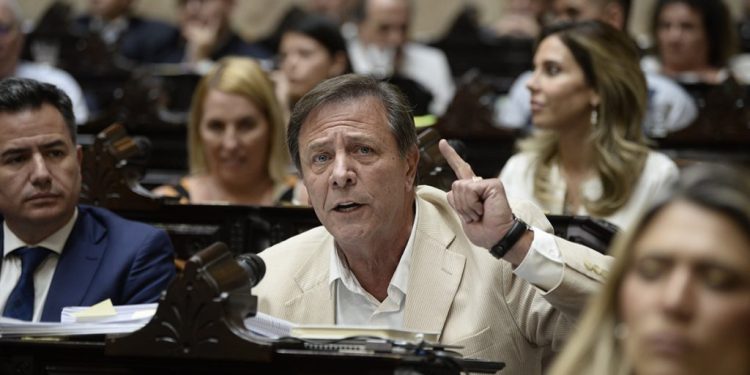 Luego de una negociación con los dialoguistas, Diputados debatirá la suspensión de las PASO la próxima semana