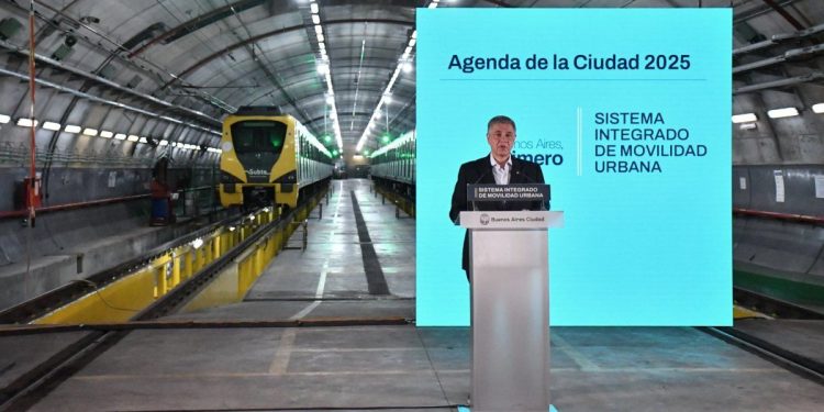 Minibuses eléctricos, más espacio para estacionar y renovación en el subte: el nuevo plan de movilidad para la Ciudad