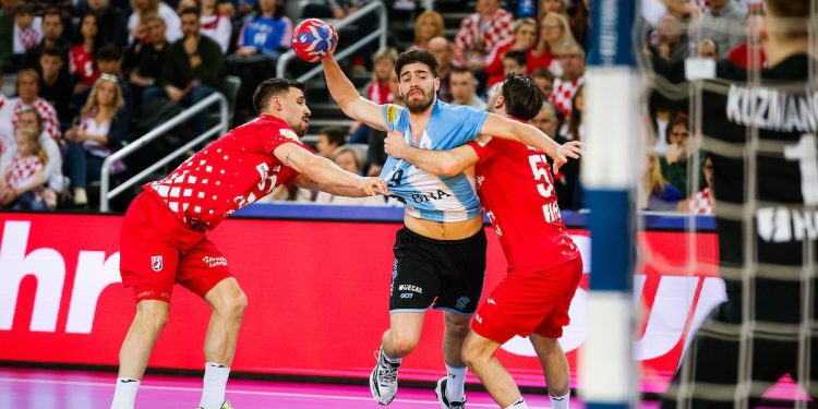 Mundial de Handball: Argentina perdió ante Croacia, pero todavía tiene una chance