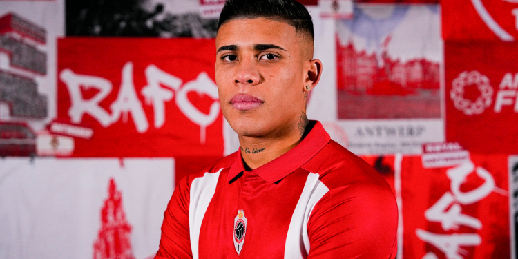 Problemas para el nuevo refuerzo de Boca: sin visa para EEUU y una probation en su contra