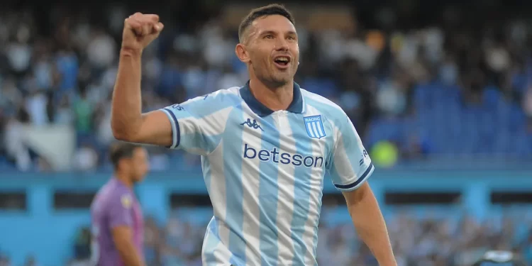 Racing empieza a ilusionarse con otra noche a puro gol