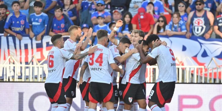 River inició el año con equipo mixto y un agónico triunfo