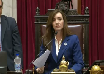 Senado: tras las presiones de Nación, Victoria Villarruel definió el congelamiento de los salarios