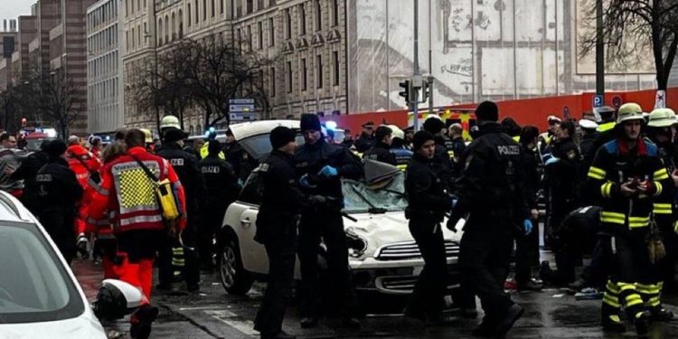Ataque terrorista en Munich con un atropello masivo ya acumula 28 heridos