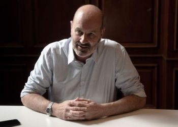 Burocracia cero: Federico Sturzenegger pidió a todos los ministerios una lista de leyes, decretos y normas para derogar