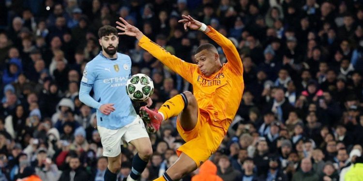 Champions League: arrancaron los play-off con una agónica victoria del Real Madrid al Manchester City