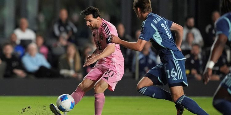 Con un golazo de Messi, el Inter Miami se metió en octavos de la Concachampions