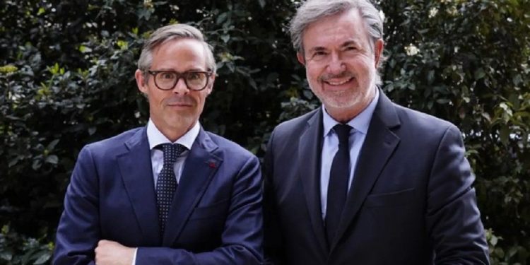 El vocero de Foster Gillett aseguró que el empresario sigue en contacto con Estudiantes de La Plata