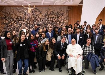 Guerra en Medio Oriente: el papa Francisco recibió a jóvenes de Israel, Palestina y EEUU