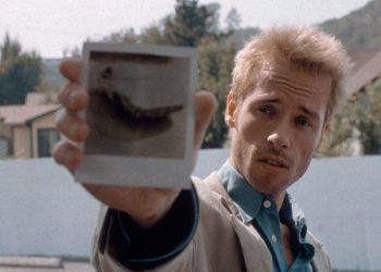 Guy Pearce y una fuerte autocrítica sobre “Memento”: qué dijo sobre su actuación en la película de Christopher Nolan