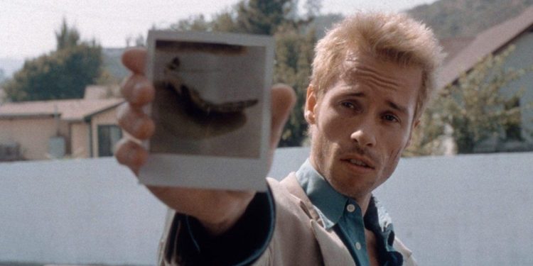 Guy Pearce y una fuerte autocrítica sobre “Memento”: qué dijo sobre su actuación en la película de Christopher Nolan