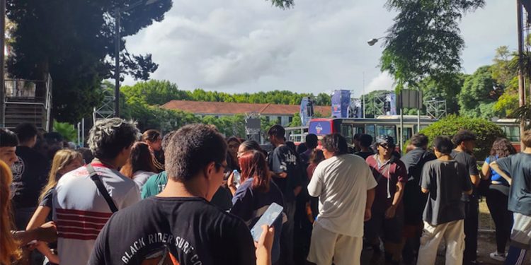 La motosierra apunta a las juventudes