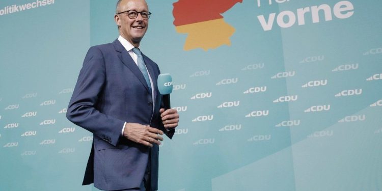 Quién es Friedrich Merz, la figura del partido de Angela Merkel que se prepara para ser el nuevo canciller de Alemania