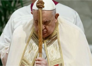 Salud del papa Francisco: sigue en estado crítico pero estable