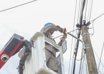 Barranqueras avanza con el plan de modernización del alumbrado público