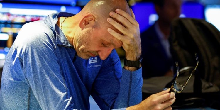 Comenzó la devaluación? Se acelera la salida de depósitos en dólares y los bancos le piden billetes al Banco Central