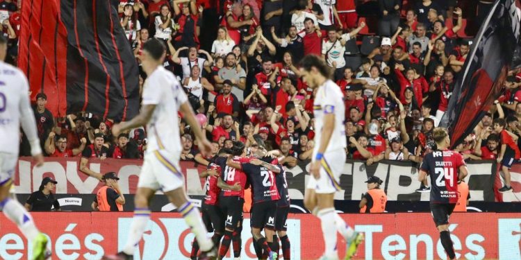 Boca no pudo mantener la racha de victorias y cayó 2-0 ante Newell’s