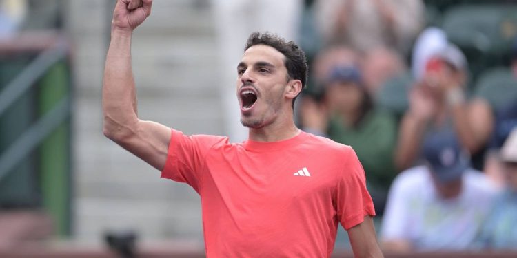 Cerúndolo, demoledor: dejó en el camino a De Miñaur y llegó a cuartos de final de Indian Wells