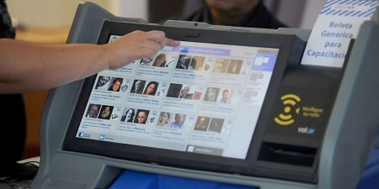 Cierre de alianzas en la Ciudad: el PRO y La Libertad Avanza irán separados y el peronismo negocia la unidad