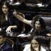 Con el Congreso sitiado, el Gobierno logró el respaldo de Diputados para un acuerdo por DNU con el FMI