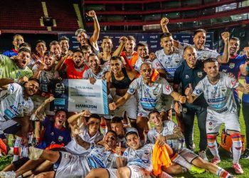 Deportivo Armenio sacó a Talleres y sacudió la Copa Argentina