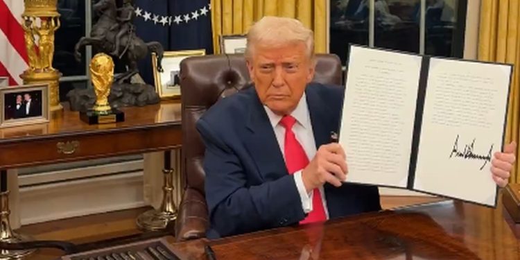 Donald Trump creó por decreto la Reserva Estratégica de Bitcoin en EEUU