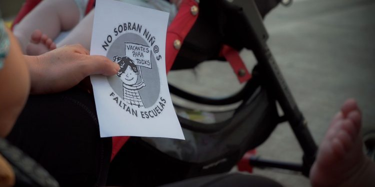 En lista de espera: la película que expone el drama de las madres que no consiguen vacantes para sus hijos