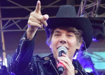 Grave accidente en un recital de Maxi Trusso: se tiró al público y nadie lo agarró