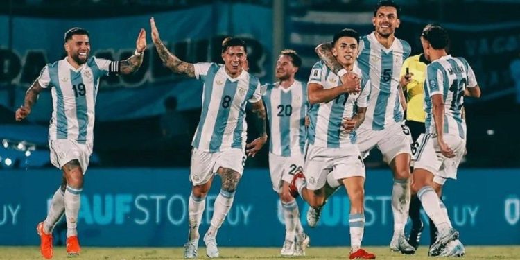 Histórico victoria a puro lujo de la Selección argentina a Brasil: el golazo de 35 pases y 97 segundos de posesión