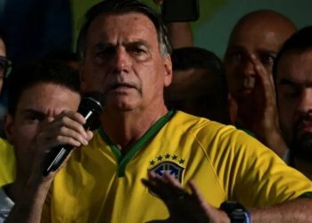 Jair Bolsonaro no pedirá asilo en EEUU: ¿de qué se lo acusa en Brasil?