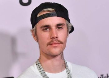 Justin Bieber desafío los rumores de adicción a las drogas con un particular video
