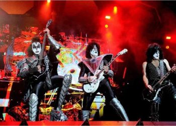 Kiss confirmó oficialmente su primer concierto desde que finalizó su gira de despedida