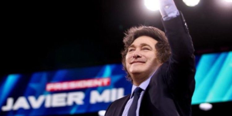 La imagen negativa de Javier Milei trepó a casi el 60%, según una encuesta