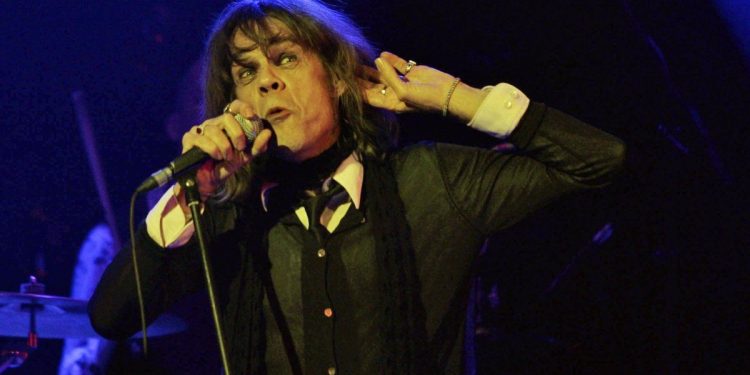 Murió David Johansen a los 75 años, líder de los New York Dolls