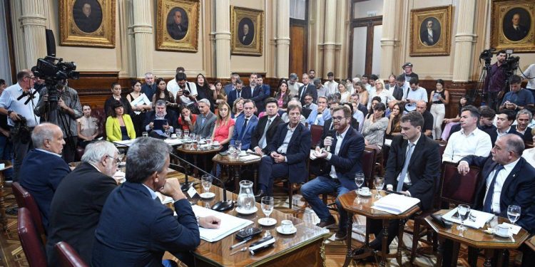Nuevo intento para investigar la estafa $LIBRA: proponen una Comisión Bicameral para conocer el rol de Javier Milei