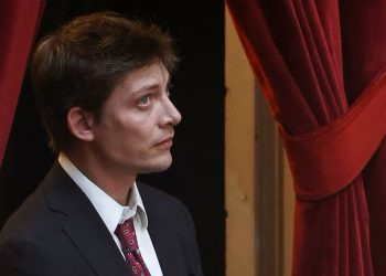 Pauta camuflada: a través de YPF, Nación gastó $ 97 mil millones en medios durante 2024