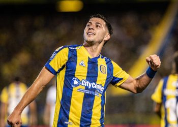 Rosario Central sacó adelante un partido complejo, ganó y es líder de la Zona B