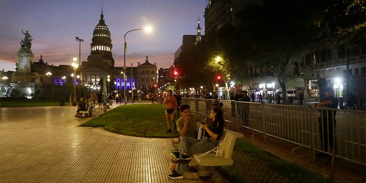 Sábado en soledad: Milei abrió las sesiones sin el apoyo de sus seguidores