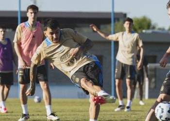 Sin Lionel Messi, quién será el encargado de usar la 10 de la Selección argentina