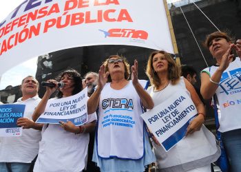 Tecnología, crisis social y violencia naturalizada: los grandes desafíos docentes para el ciclo lectivo 2025