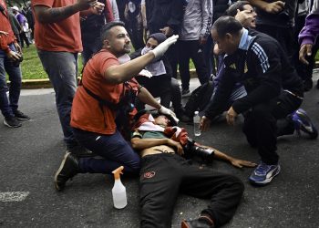 Una cacería policial que intentó saturar a la Justicia: 114 liberados, críticas al operativo y denuncias al caer