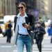 ¡Regresan! Los jeans cigarette de los 80 están de vuelta para conquistar lo mejor del estilo en Primavera-Verano 2025
