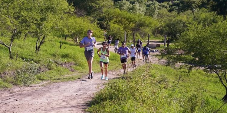 Se realizó la segunda edición de la Cross Urbana en beneficio del merendero “Náutico de la Costa”